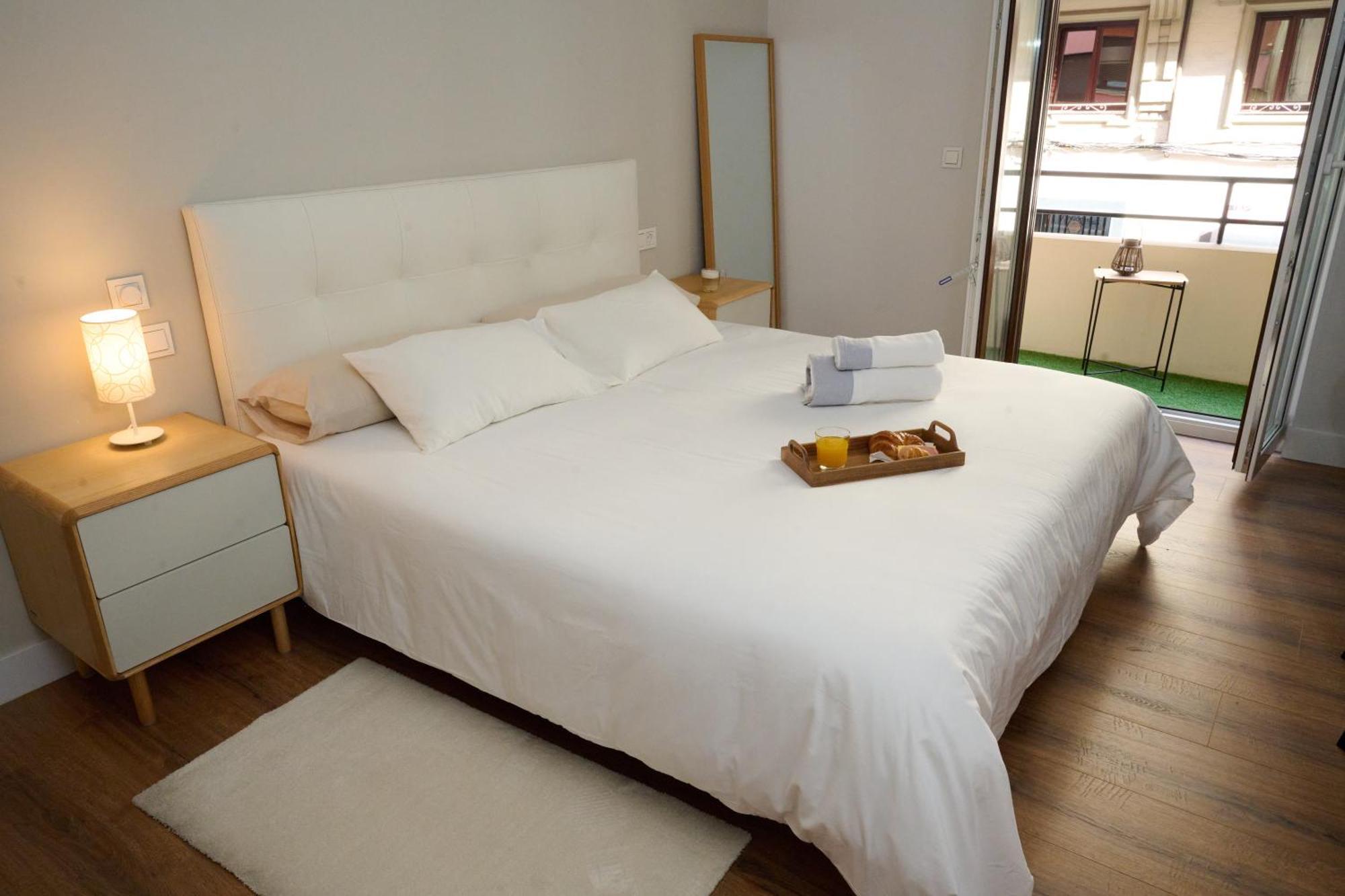 Apartamento Nuevo Lujoso Suites Centro Bilbao Wifi ,Parking Gratis Exterior photo