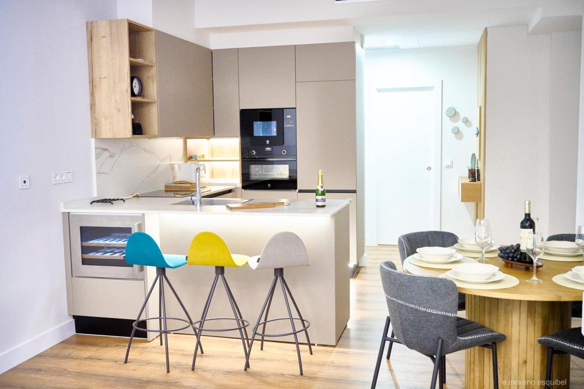 Apartamento Nuevo Lujoso Suites Centro Bilbao Wifi ,Parking Gratis Exterior photo